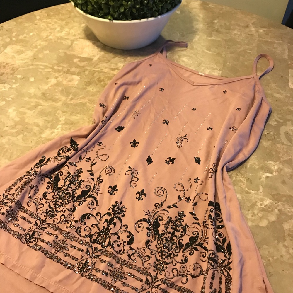 Never worn high low  pink tank with detail